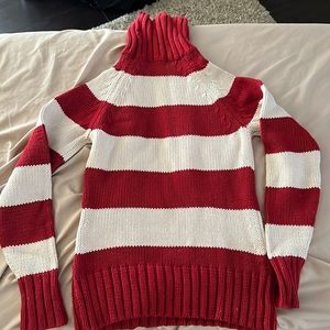 Gap red and cream sweater